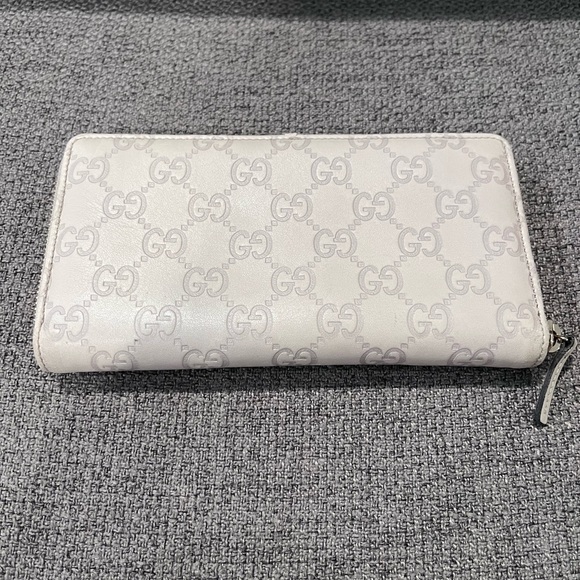 Authentic Gucci Guccissima Ivory Leather long zip around wallet - Picture 12 of 16